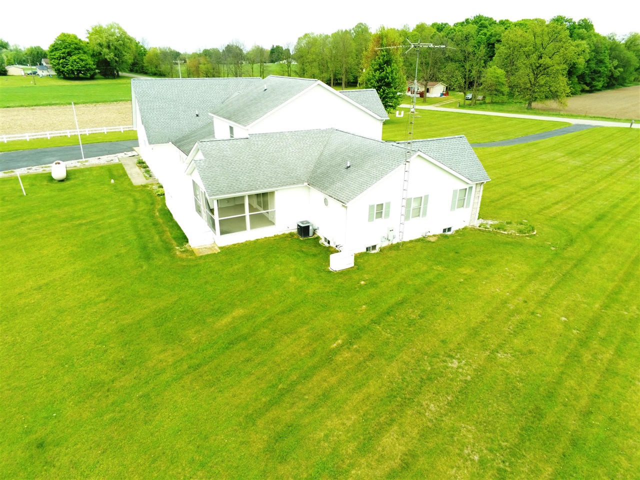 970 Dean Road Quincy, MI 49082 - Photo 11 of 64
