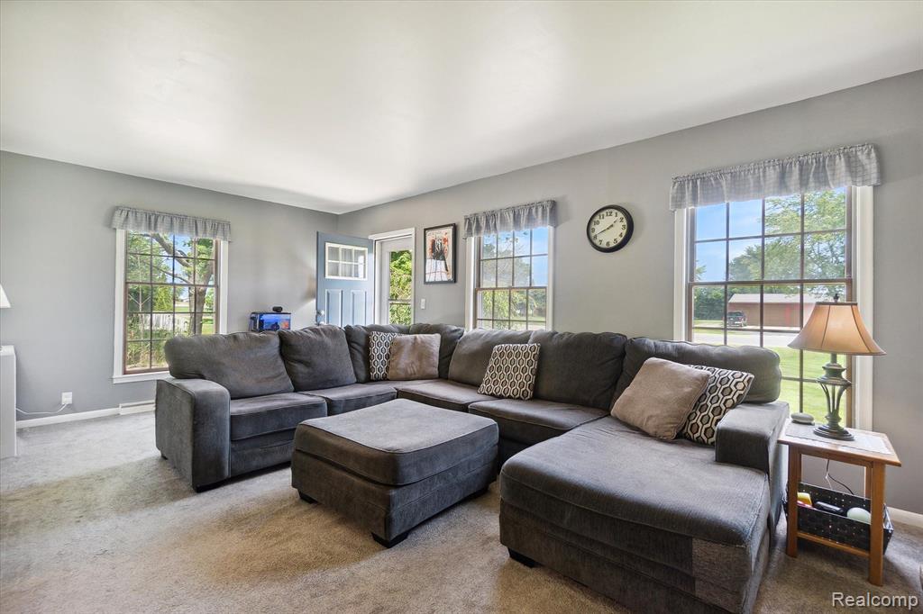 8040 Seymour Road Gaines, MI 48436 - Photo 7 of 26 Gallery Image 7