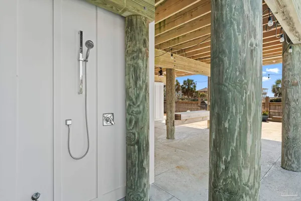 $2,390,000 | 800 Via De Luna Drive, Pensacola Beach, FL 32561
