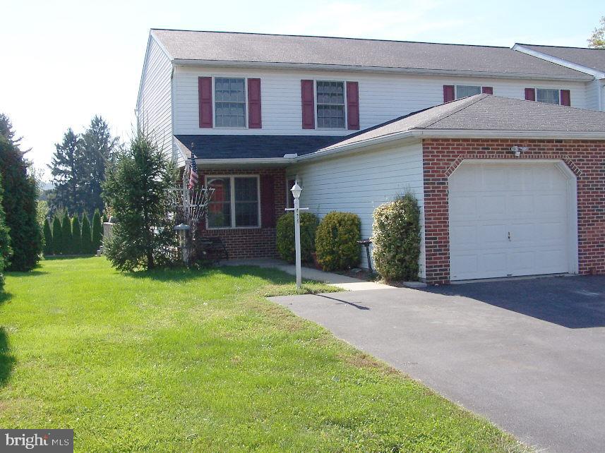 426 Groffdale Road Quarryville, PA 17566 - Photo 1 of 12 Gallery Image 1