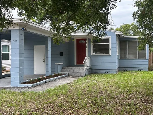 $1,950 | 4526 6th Avenue North, St. Petersburg, FL 33713