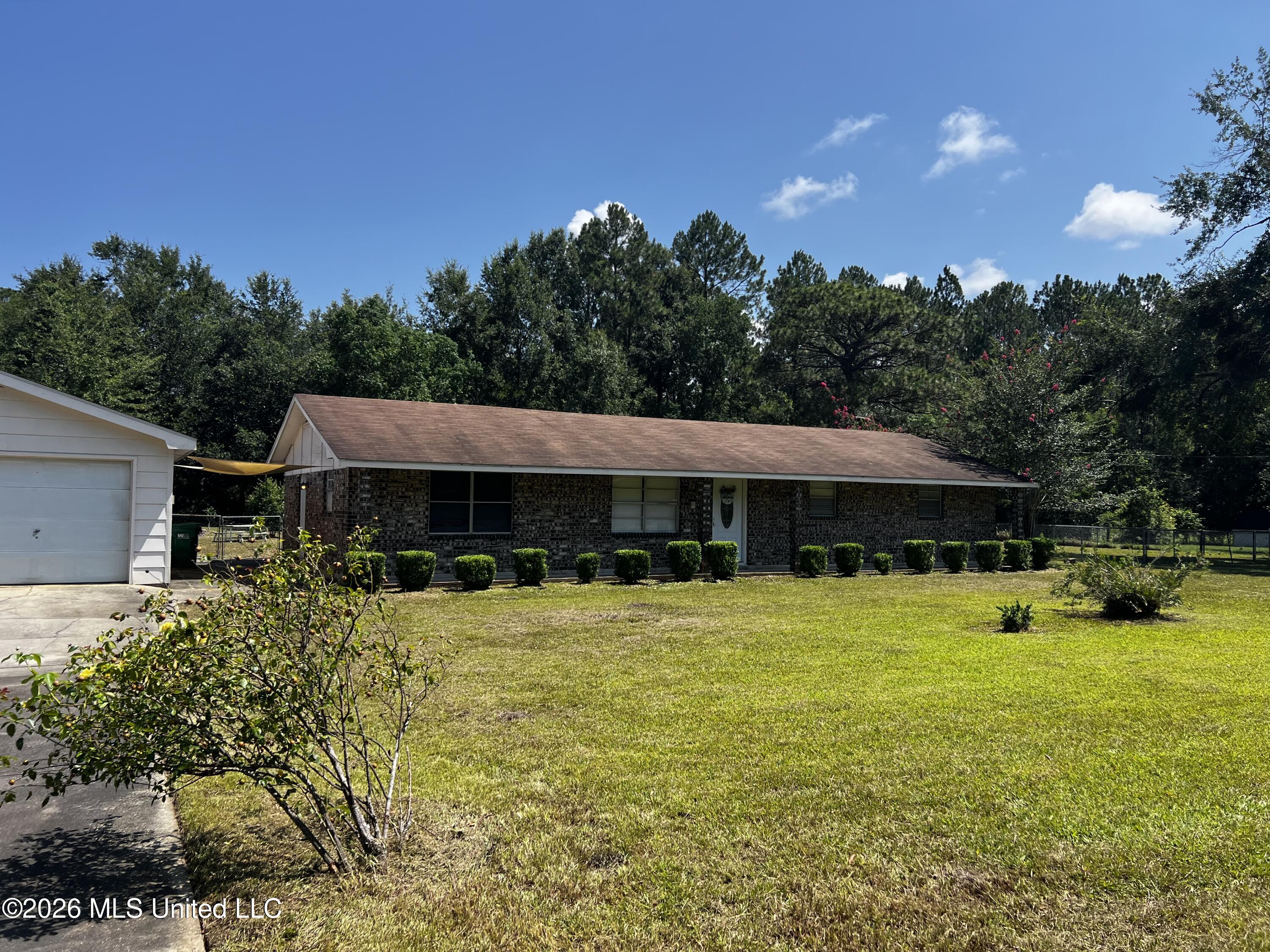 6301 Cleo Drive Moss Point, MS 39562 - Photo 38 of 42 IMG_2852
