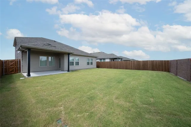 $389,990 | 1701 Rushpea Drive, Royse City, TX 75189