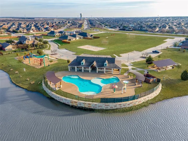 $389,990 | 1701 Rushpea Drive, Royse City, TX 75189