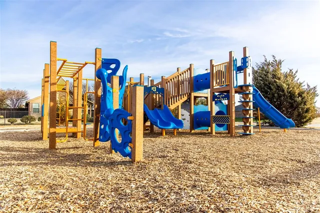 $389,990 | 1701 Rushpea Drive, Royse City, TX 75189