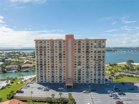 $2,200 | 4900 Brittany Drive South, Unit 411, St. Petersburg, FL 33715