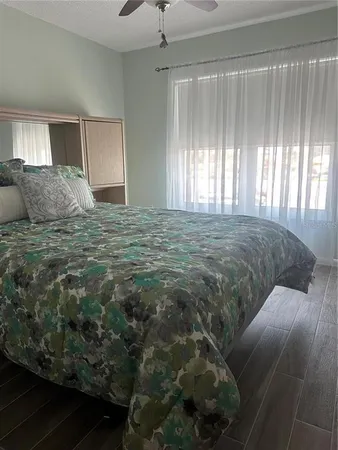 $2,200 | 4900 Brittany Drive South, Unit 411, St. Petersburg, FL 33715