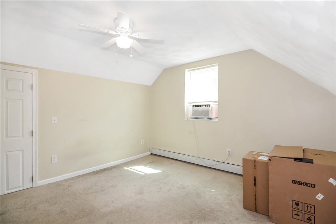 394 Arnold Road Coventry, RI 02816 - Photo 19 of 30 2nd Floor