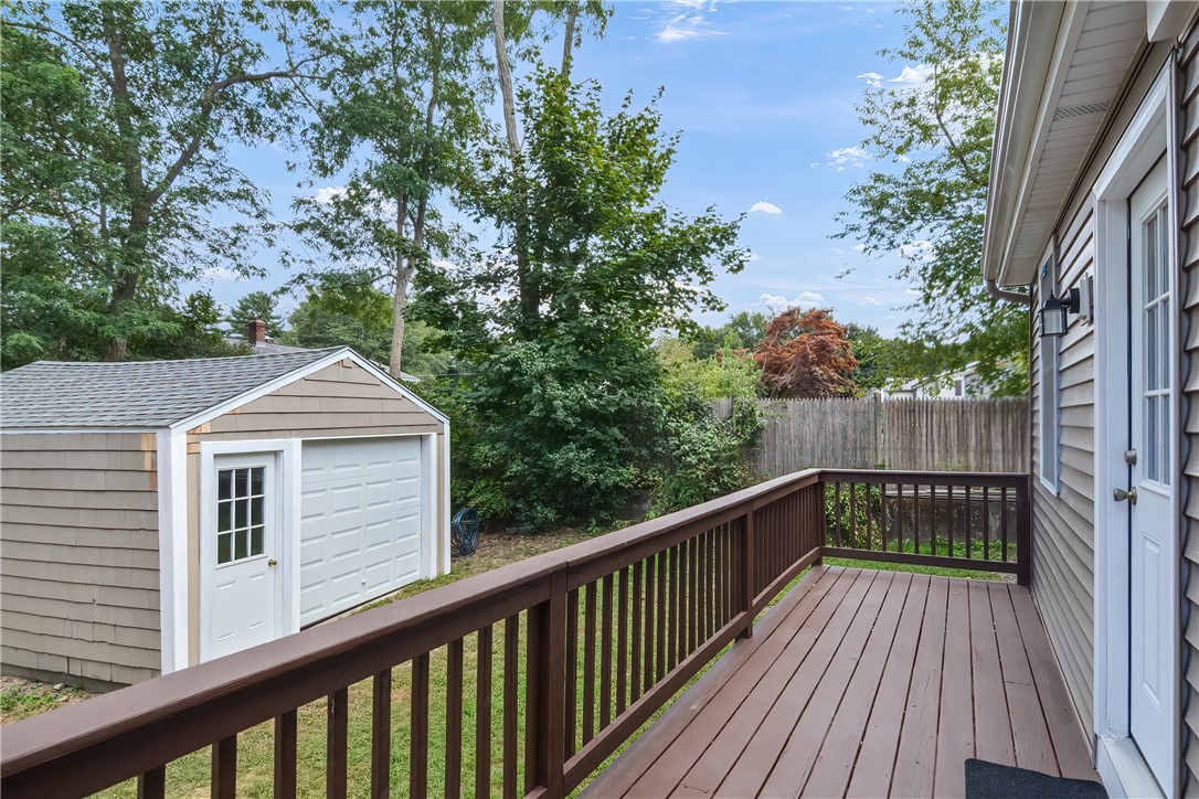 394 Arnold Road Coventry, RI 02816 - Photo 22 of 30