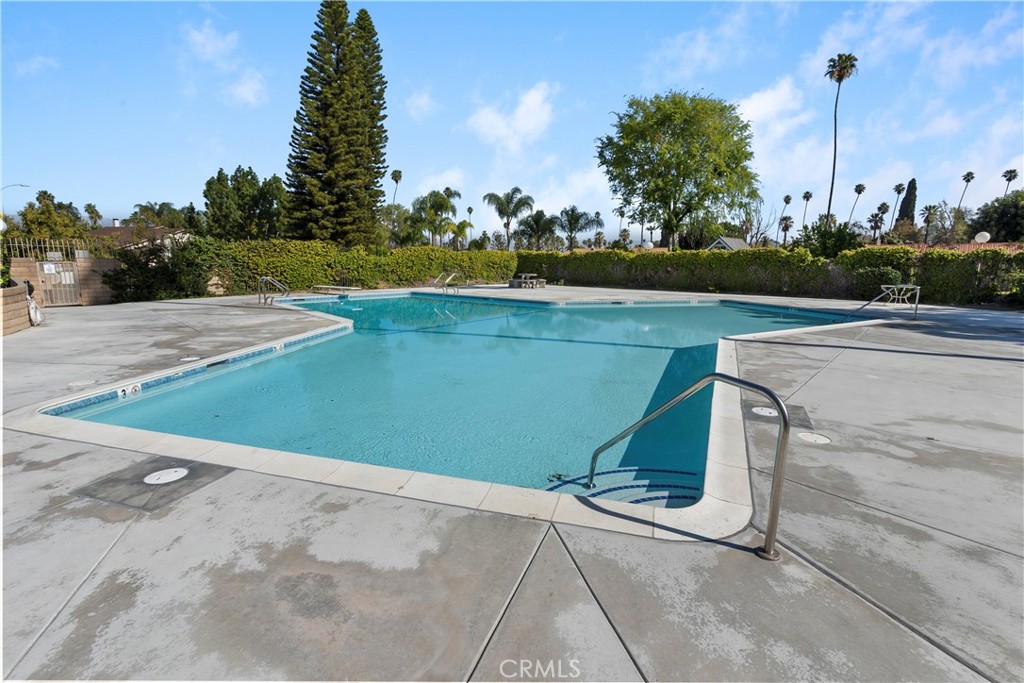 6624 Banyan Place Riverside, CA 92506 - Photo 31 of 41 sparkling community pool area (spa and cabana)