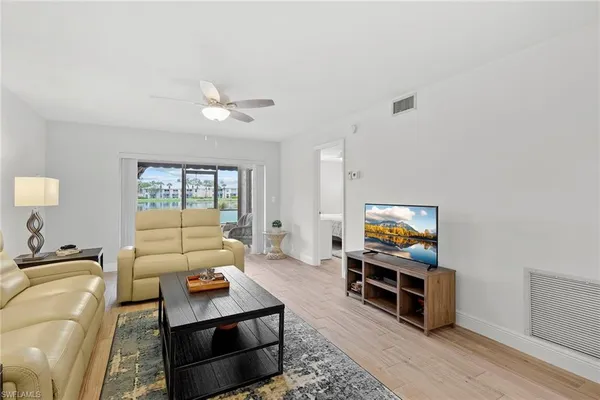 $5,500 | 840 Gulf Pavillion Drive, Unit 103, Naples, FL 34108