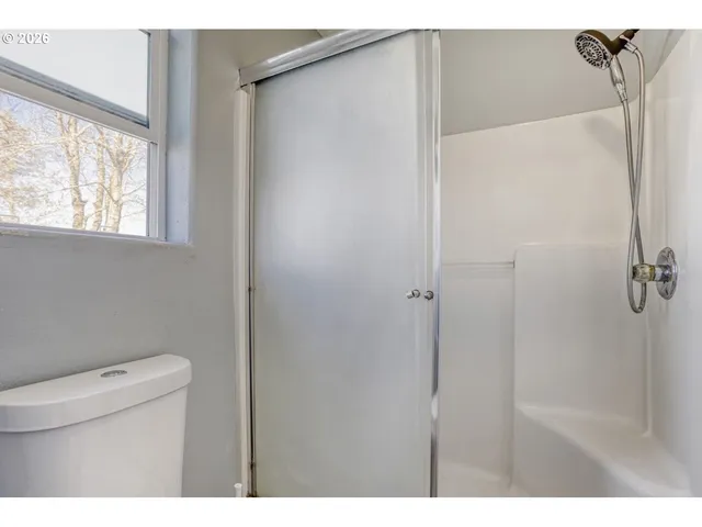 $439,900 | 147 Southwest Wright Avenue, Troutdale, OR 97060