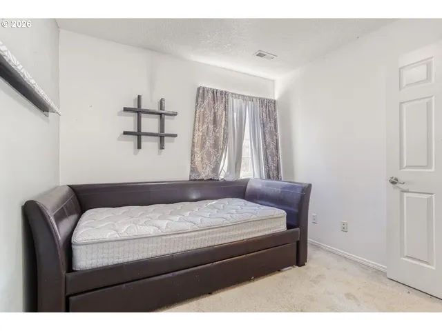 $439,900 | 147 Southwest Wright Avenue, Troutdale, OR 97060