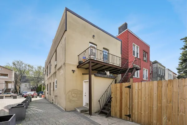 $1,950 | 7 Bender Place, Unit 3, Cliffside Park, NJ 07010
