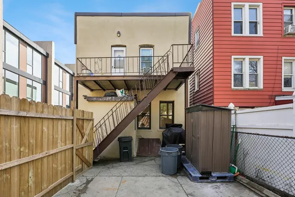 $1,950 | 7 Bender Place, Unit 3, Cliffside Park, NJ 07010
