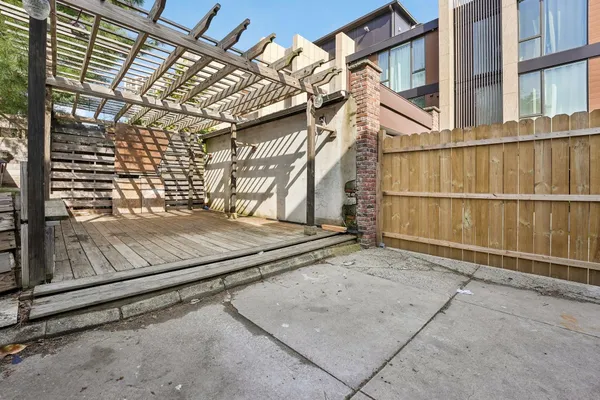$1,950 | 7 Bender Place, Unit 3, Cliffside Park, NJ 07010
