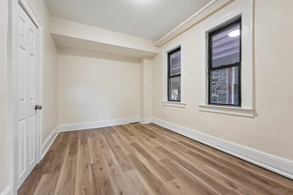 $1,950 | 7 Bender Place, Unit 3, Cliffside Park, NJ 07010