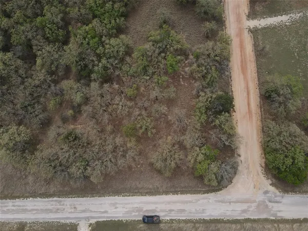 a view of a yard