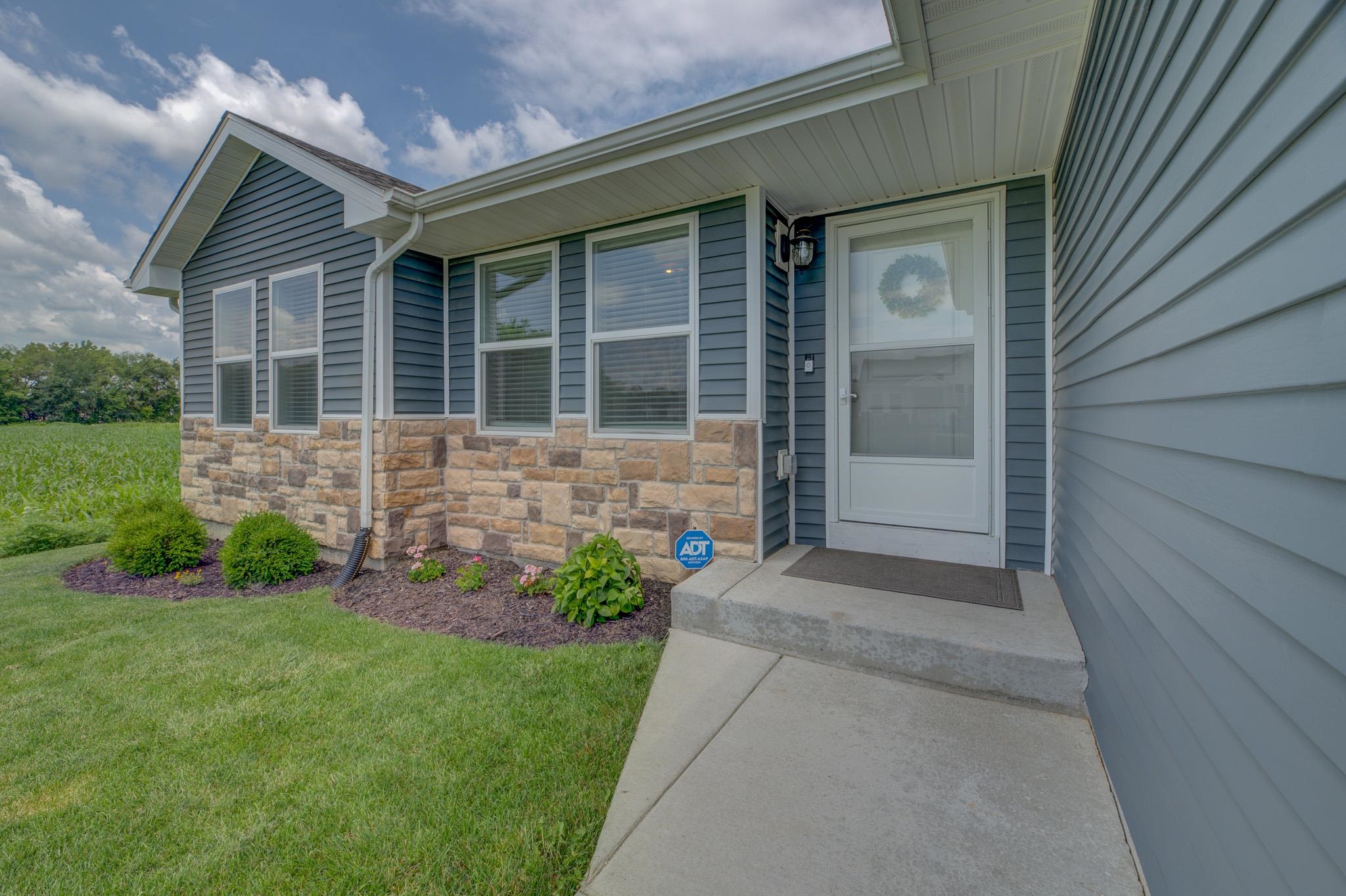 2215 Red Barn Lane Beloit, WI 53511 - Photo 31 of 31