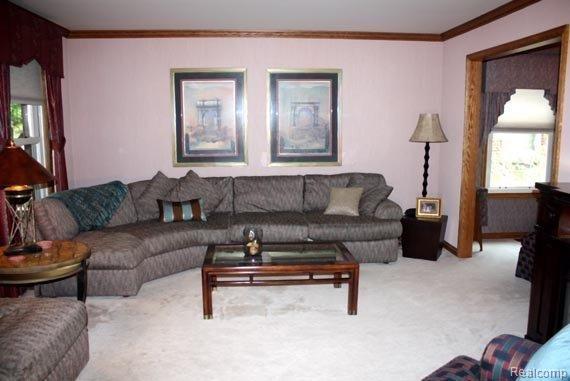 1705 Roslyn Road Grosse Pointe, MI 48236 - Photo 6 of 19 1705R1.jpg