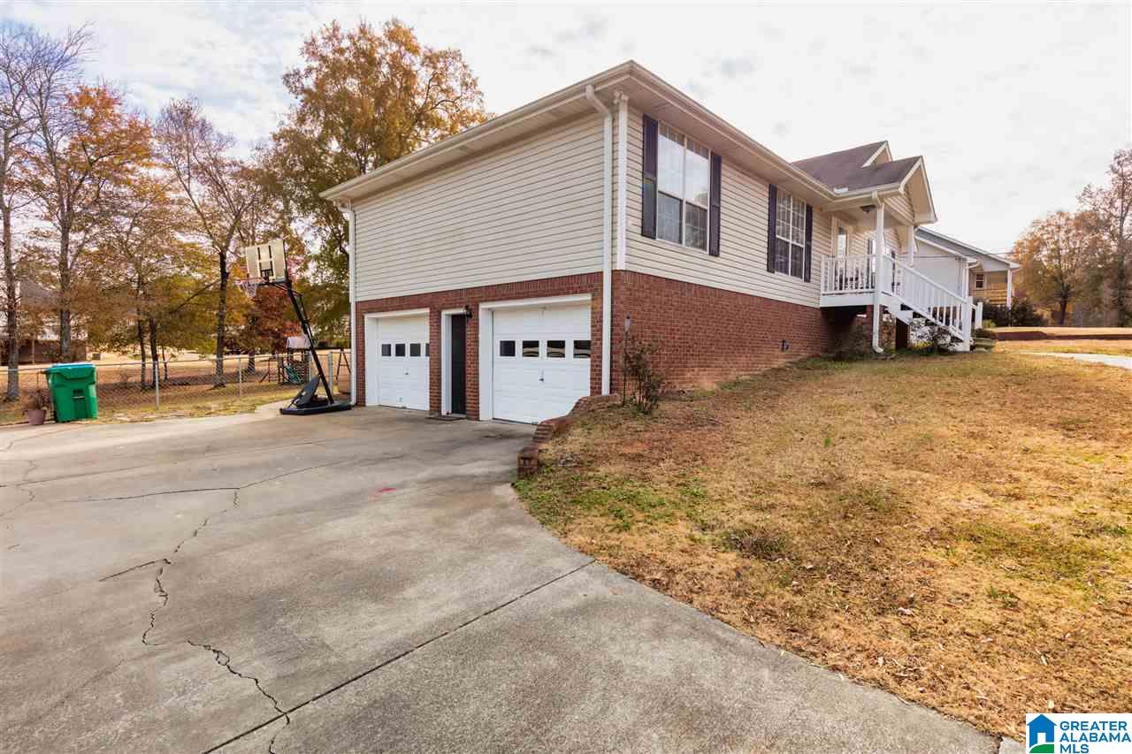 473 Bailey Loop Road Gardendale, AL 35071 - Photo 2 of 33