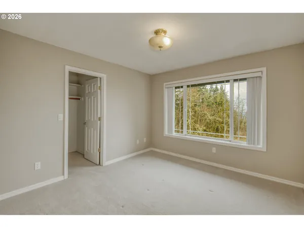 $879,000 | 9690 Southeast 257th Drive, Damascus, OR 97089
