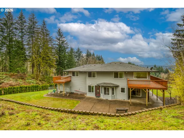 $879,000 | 9690 Southeast 257th Drive, Damascus, OR 97089