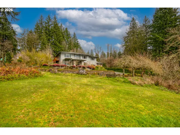 $879,000 | 9690 Southeast 257th Drive, Damascus, OR 97089