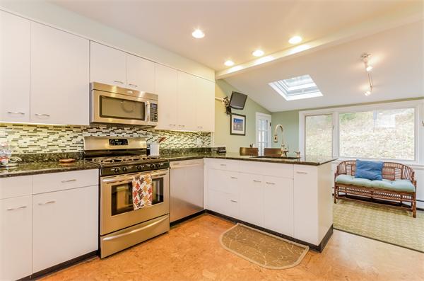 41 Beverly Road Swampscott, MA 01907 - Photo 6 of 20