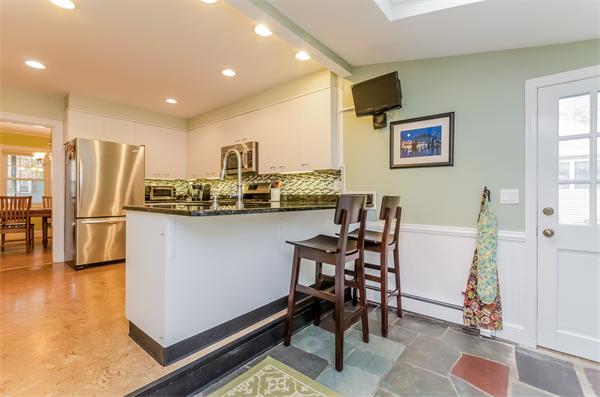 41 Beverly Road Swampscott, MA 01907 - Photo 8 of 20