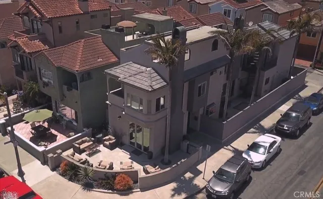 $8,900 | 123 10th Street, Huntington Beach, CA 92648