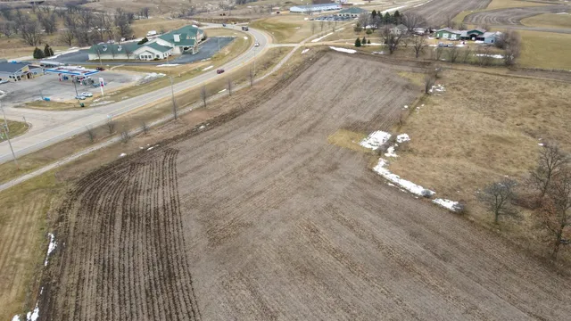 $150,000 | 23 Highway 23, Mineral Point, WI 53565