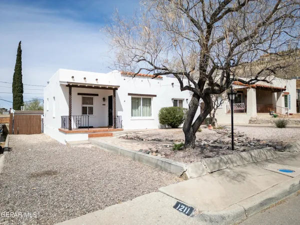 $450,000 | 1211 Mesita Drive, El Paso, TX 79902
