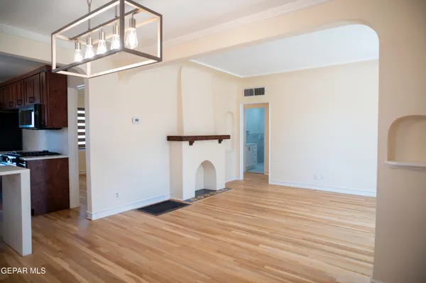 $450,000 | 1211 Mesita Drive, El Paso, TX 79902