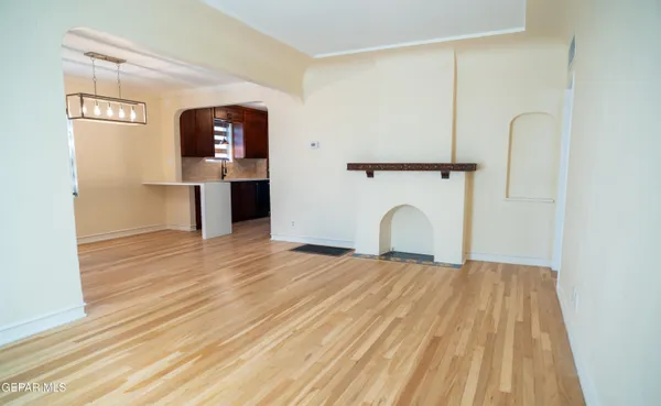 $450,000 | 1211 Mesita Drive, El Paso, TX 79902
