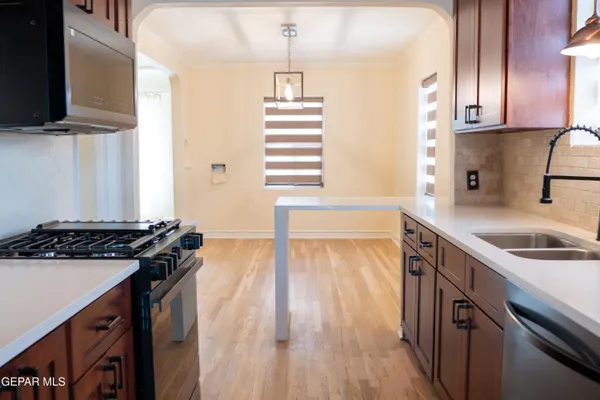 $450,000 | 1211 Mesita Drive, El Paso, TX 79902