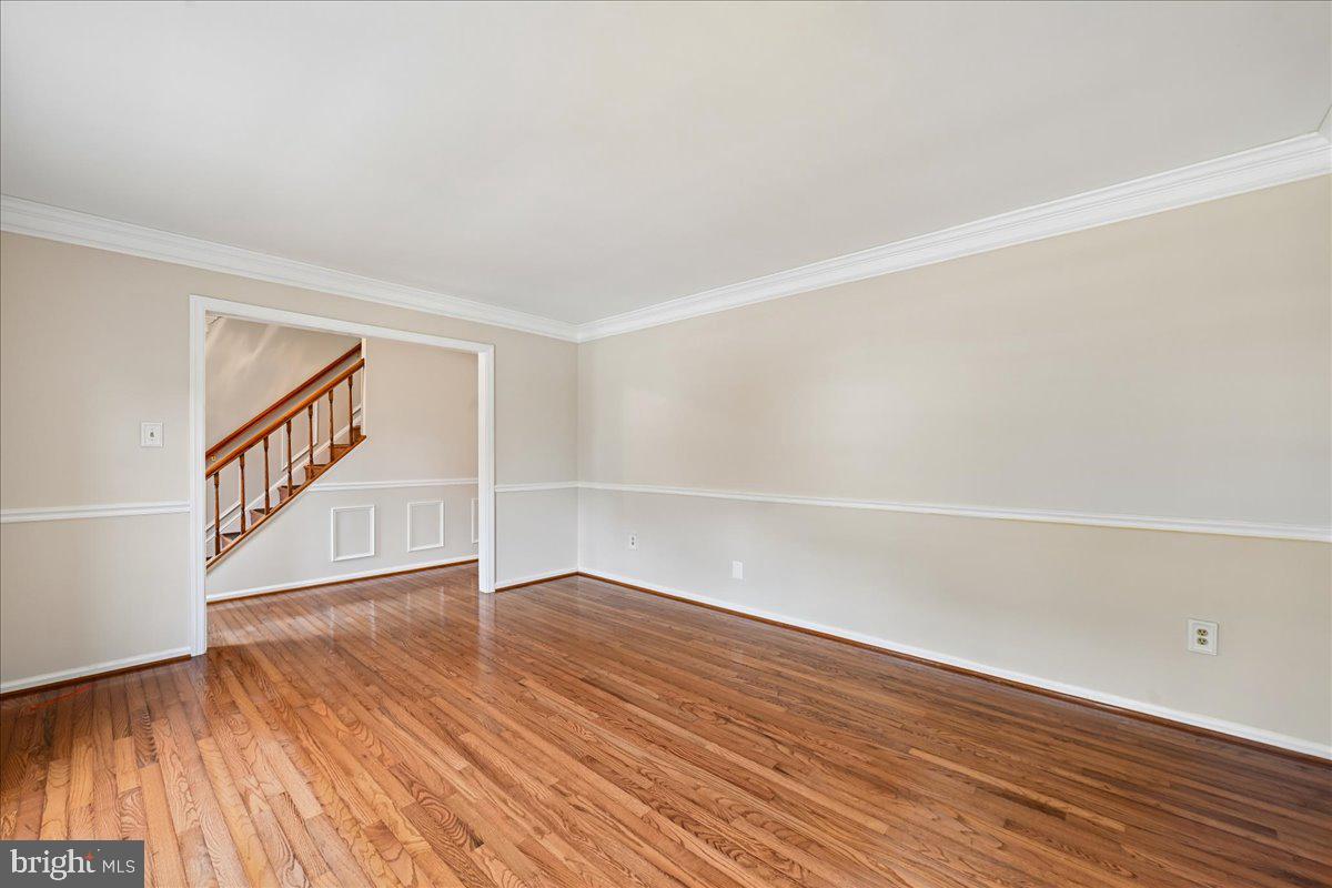7592 Ruxton Drive Springfield, VA 22153 - Photo 8 of 72