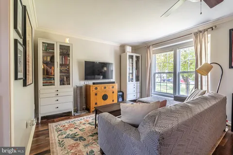 $285,000 | 418 Accolon Court, Mantua, NJ 08051