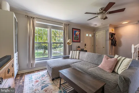 $285,000 | 418 Accolon Court, Mantua, NJ 08051