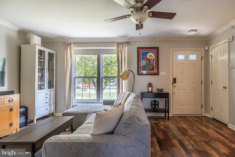 $285,000 | 418 Accolon Court, Mantua, NJ 08051