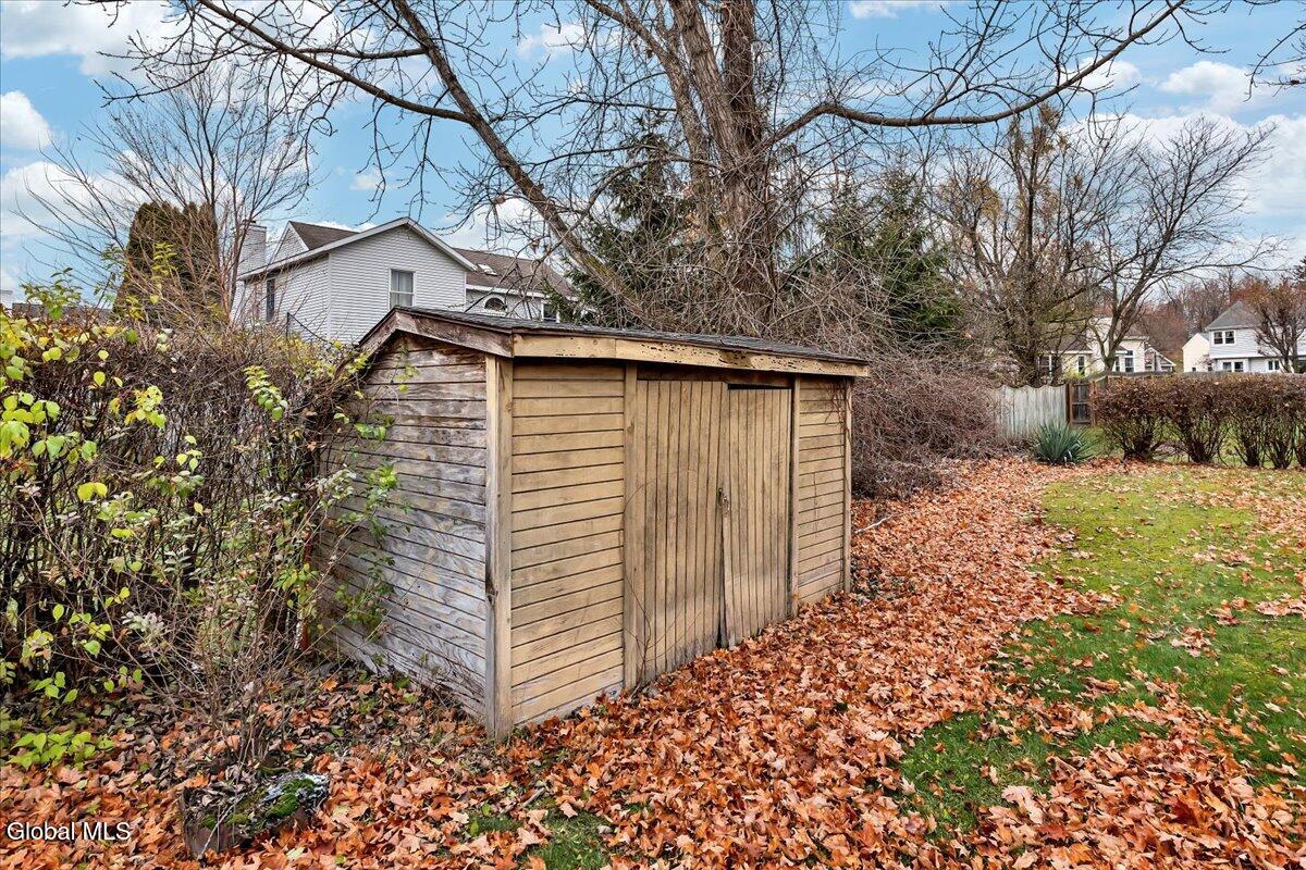 33 Rockefeller Boulevard East Greenbush, NY 12144 - Photo 35 of 38 39-IMG_5012