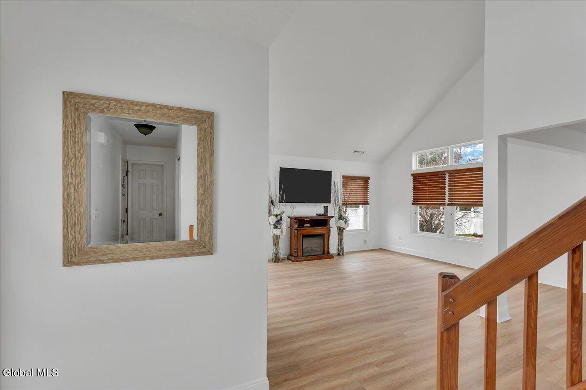 33 Rockefeller Boulevard East Greenbush, NY 12144 - Photo 5 of 38 02-IMG_5056