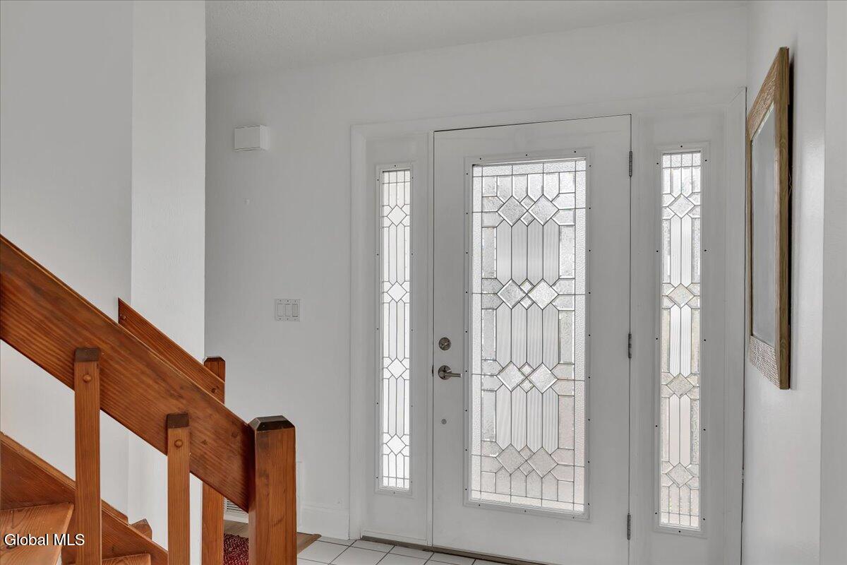 33 Rockefeller Boulevard East Greenbush, NY 12144 - Photo 6 of 38 03-IMG_5045