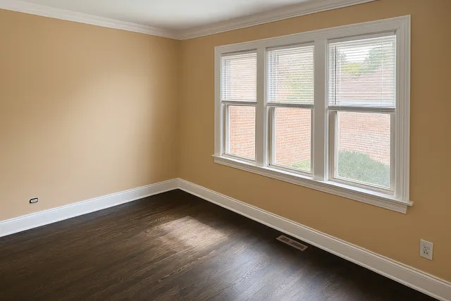 $1,700 | 10833 South King Drive, Unit 1, Chicago, IL 60628