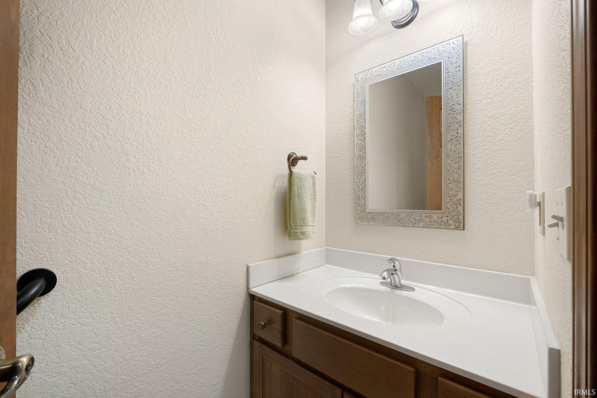 11311 Rickey Lane Fort Wayne, IN 46845 - Photo 19 of 35 Gallery Image 19