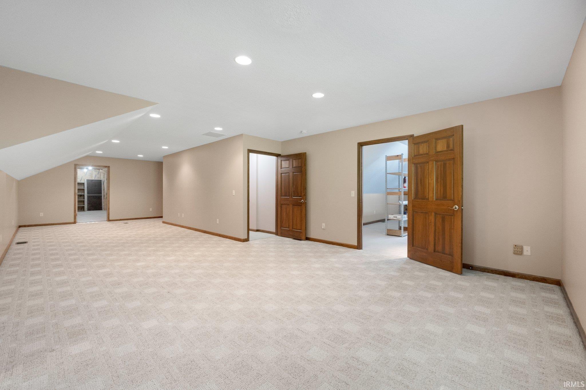 11311 Rickey Lane Fort Wayne, IN 46845 - Photo 21 of 35 Gallery Image 21