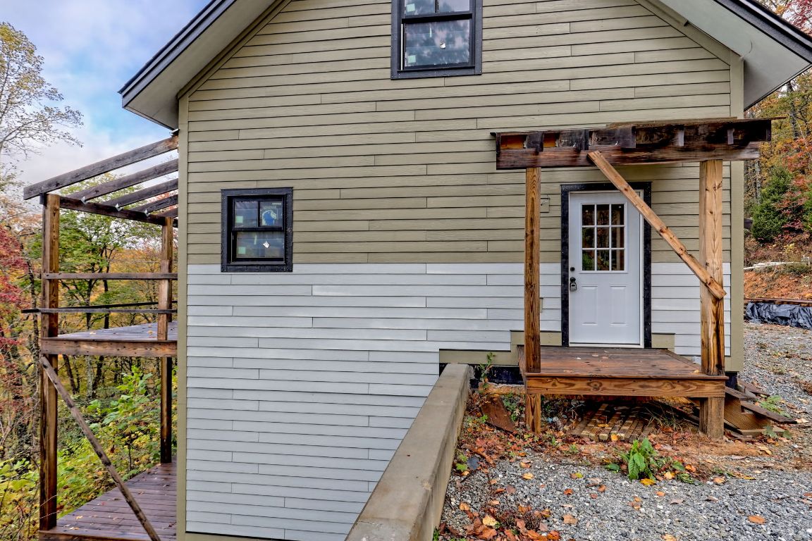 78 Natural Bridge Road Scaly Mountain, NC 28775 - Photo 14 of 51 Gallery Image 14