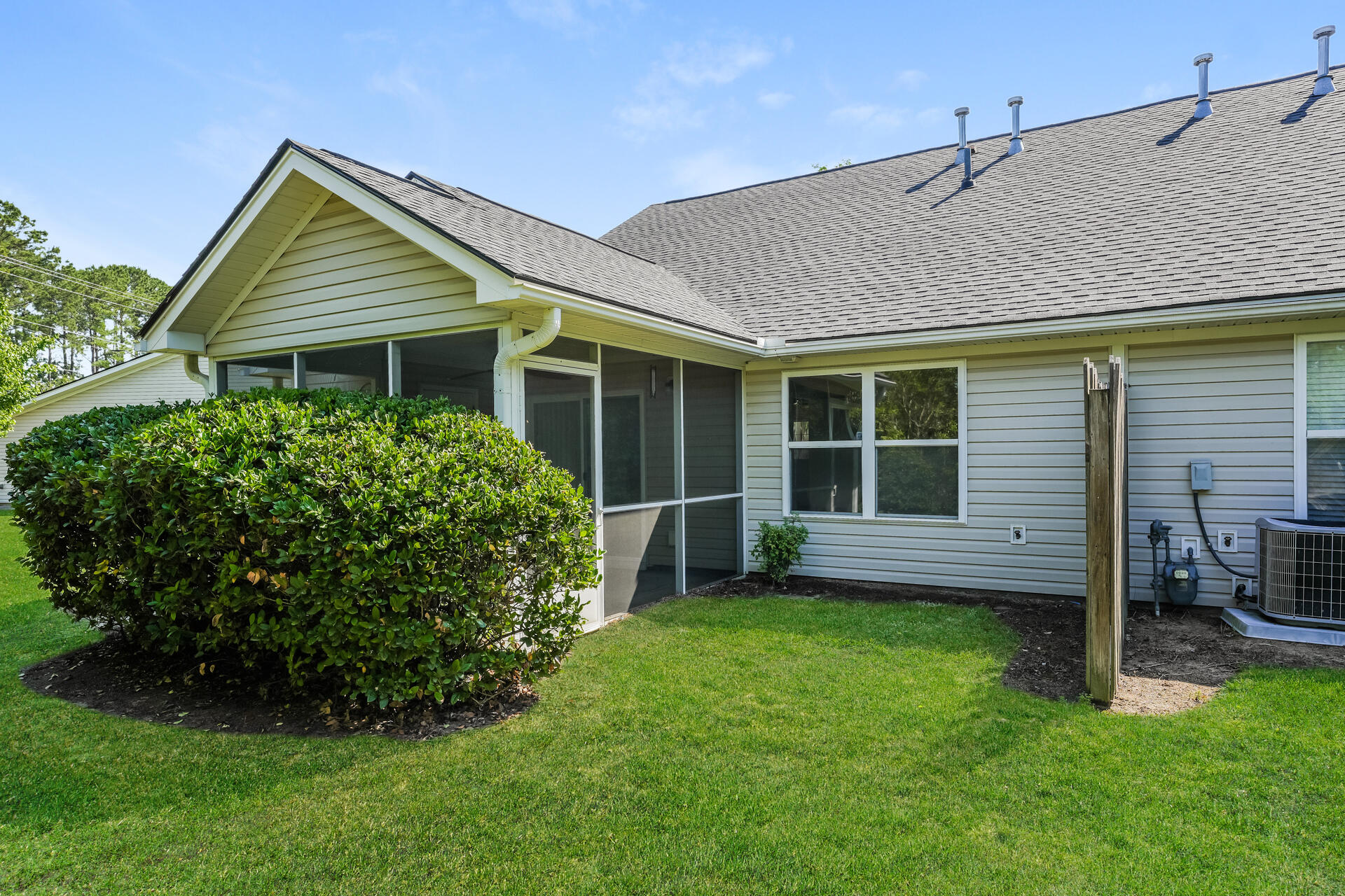 1296 River Rock Road Hanahan, SC 29410 - Photo 5 of 21 listing_4
