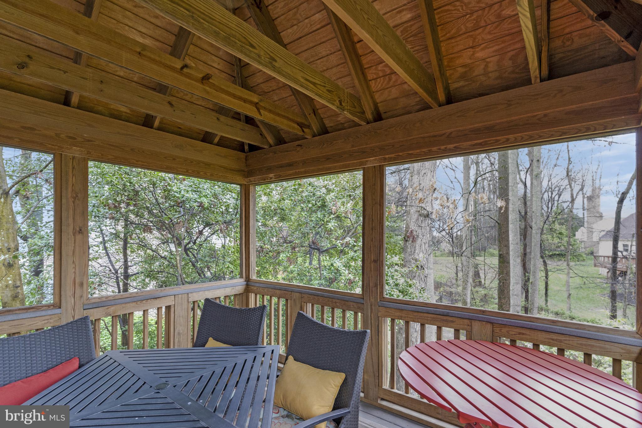 4885 Oakcrest Drive Fairfax, VA 22030 - Photo 32 of 36