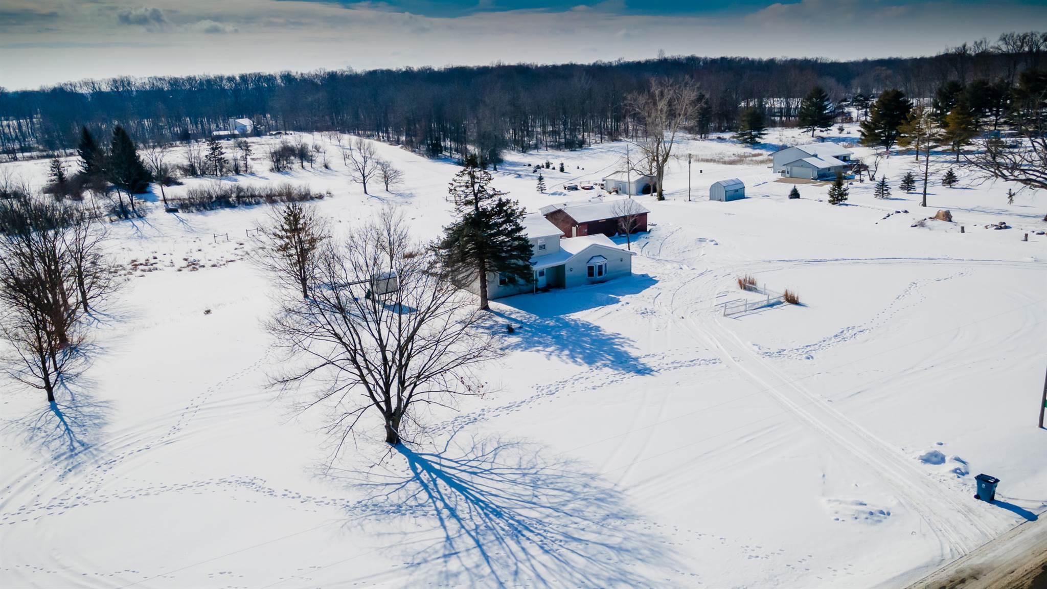 7402 Garman Road Auburn, IN 46706 - Photo 1 of 17